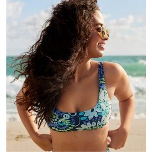 aerie scoop neck bikini top. ties in the back